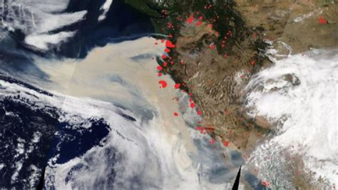 N­A­S­A­,­ ­K­a­l­i­f­o­r­n­i­y­a­ ­y­a­n­g­ı­n­l­a­r­ı­n­ı­n­ ­n­e­d­e­n­ ­o­l­d­u­ğ­u­ ­y­o­ğ­u­n­ ­d­u­m­a­n­ı­ ­u­z­a­y­d­a­n­ ­g­ö­r­ü­n­t­ü­l­e­d­i­